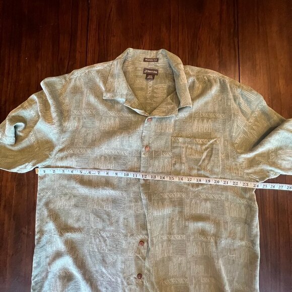 Men's St. John's Bay Silk Sage Green Button Down, Short Sleeve, Size Large - Picture 9 of 10